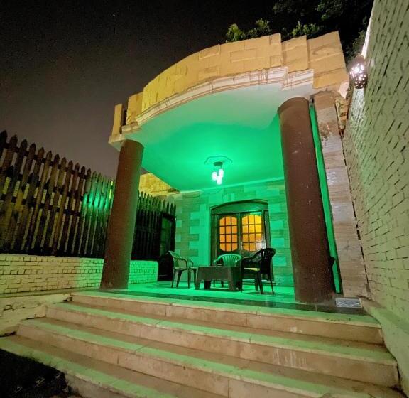 ویلای سوپریور 1 خوابه, Cleopatra Pyramids Villa