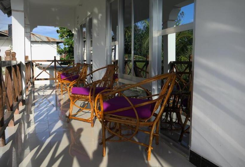 اتاق خانوادگی با چشم‌انداز دریا, Cocolala Beach House