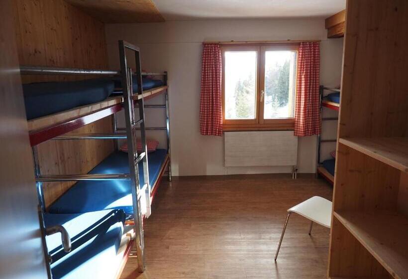 Семейный Номер, Tgantieni Sot   Haus Mit Herz