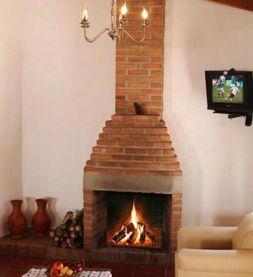 Villa met 2 Slaapkamers, Bugamvillas Tapalpa