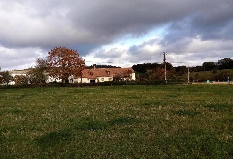 Номер Стандарт, Ferme De La Noe
