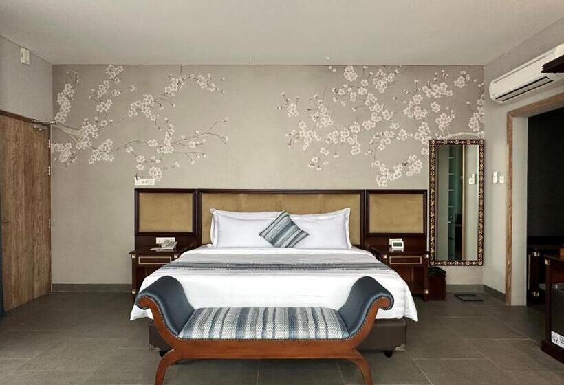 Полулюкс Вид на Море, Tabebuya Resto & Resort
