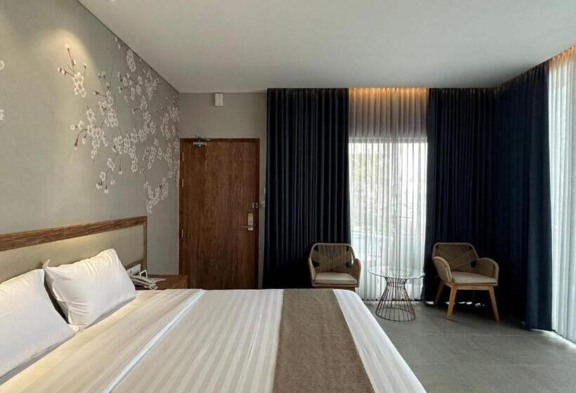 Номер Deluxe Вид на Море, Tabebuya Resto & Resort