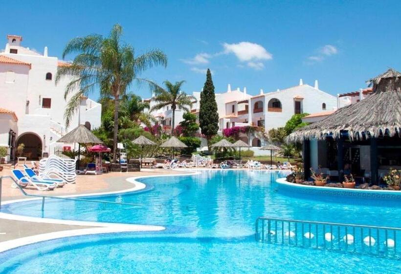 Апартаменты 1 Спальня Вид на Море, Fantastic Sea And Golf Course View House With 3 Bedrooms