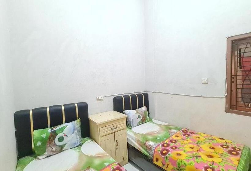 Номер Стандарт, Capital O 93361 Dynasty Inn Syariah