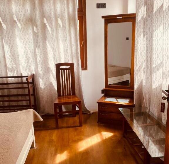 Трехместный Номер Deluxe, Euphoria White House Nuwaraeliya