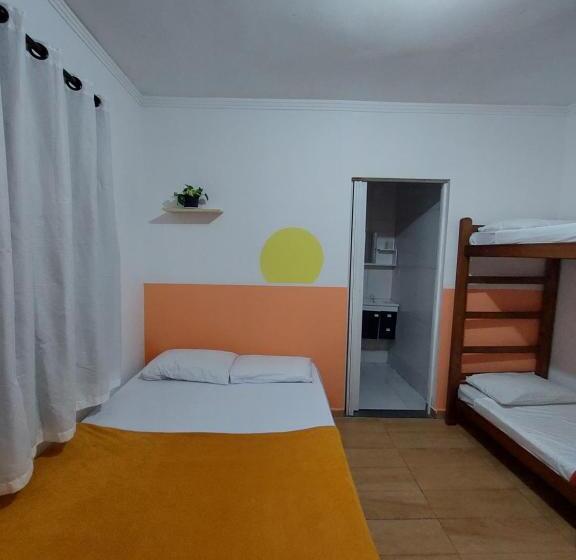 4인용 스탠다드 룸, Hospedagem Casa Girassol