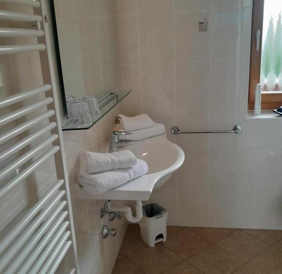 Номер Deluxe с Балконом, Landgasthof Sonnegghof