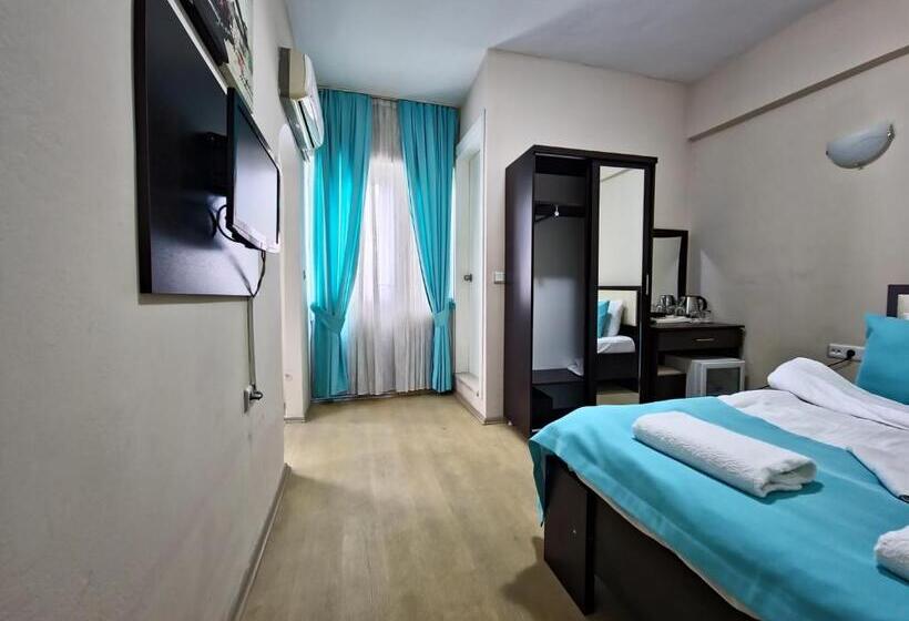 اتاق خانوادگی با چشم‌انداز باغ, şirin Baba Otel
