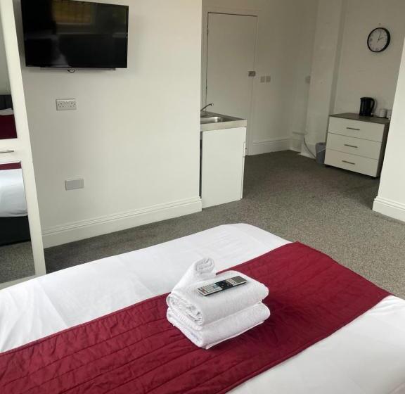 استودیوی استاندارد, River Side Rooms