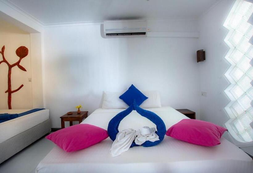 חדר משפחתי, Arugambay Surf Resort