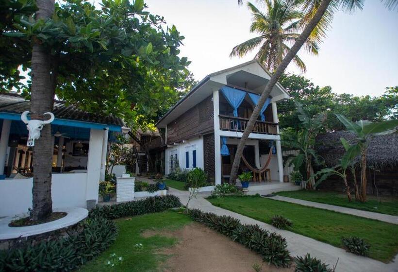 חדר משפחתי נוף לים, Arugambay Surf Resort