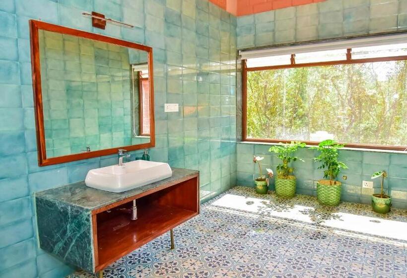 Вилла с 1 спальней и бассейном, Sereno Barn Eco Stay Chikmagalur