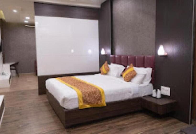 Suíte, Grs, Hotel The Grand Radhe Shyam, Ambikapur