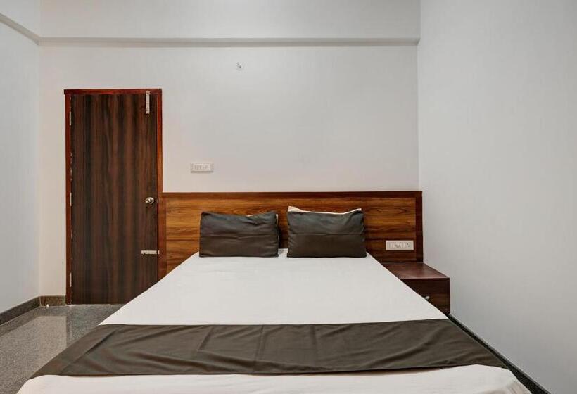 Трехместный Номер Классика, Oyo Hotel Bungalow Inn Lodging & Boarding