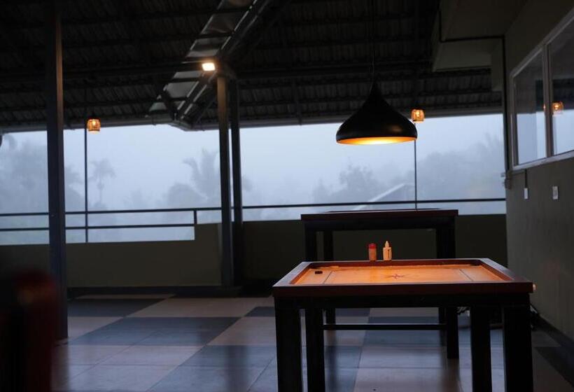 Апартаменты 1 Спальня Вид на Бассейн, Skyfall Holidays Wayanad