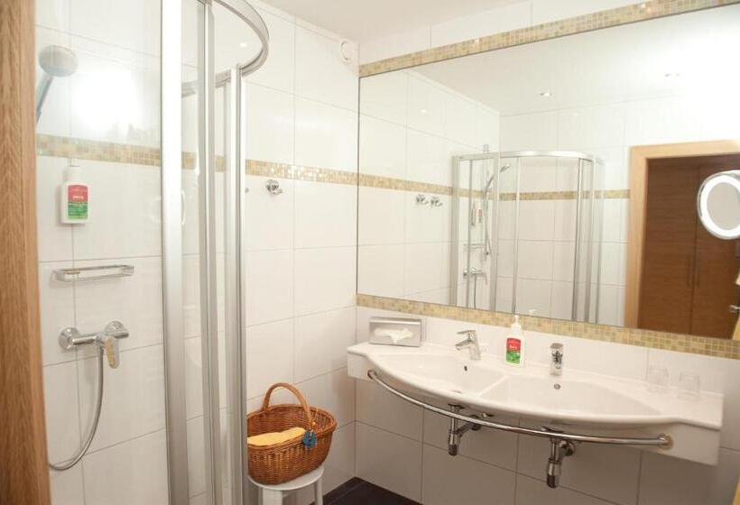 اتاق راحتی, Evident Hotel Prägant