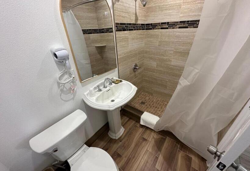 Стандартный Номер Кровать Кинг, Town And Country Inn