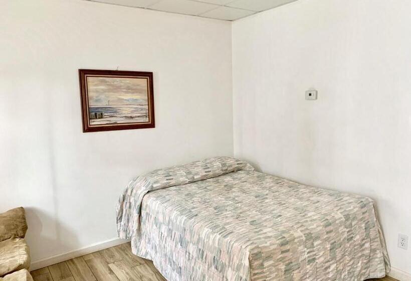 Люкс 2 Спальни, White Caps Motel