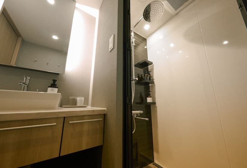 Quarto Estandar, Fav Lux Nagasaki