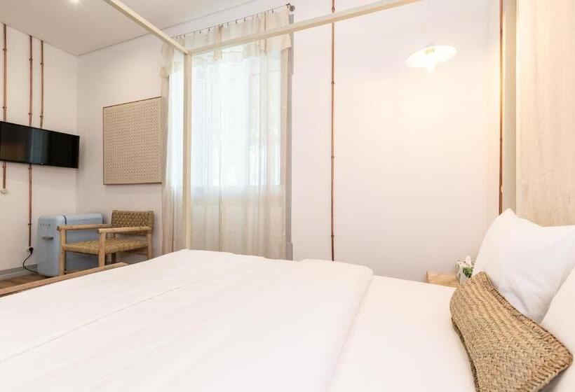 Люкс, Amália Boutique Suites & Studios   By @ Rita´s Place