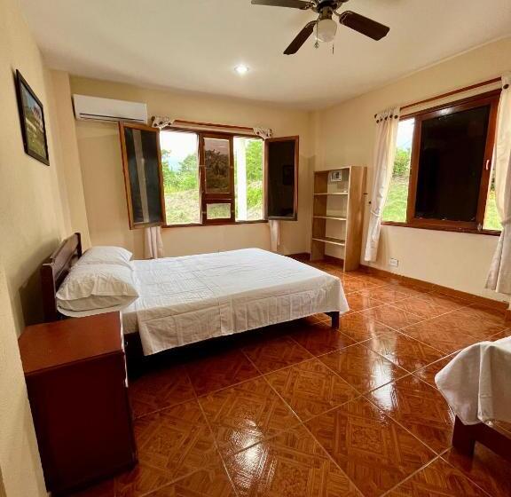 غرفة قياسية ثلاثية حمام مشترك, Hostal Mirador Tayrona