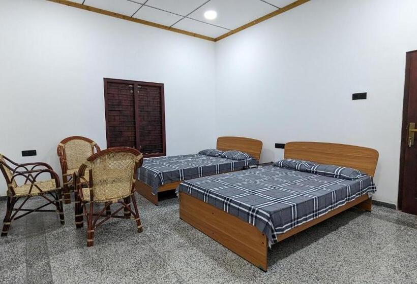 חדר משפחתי, Kathir Guest House