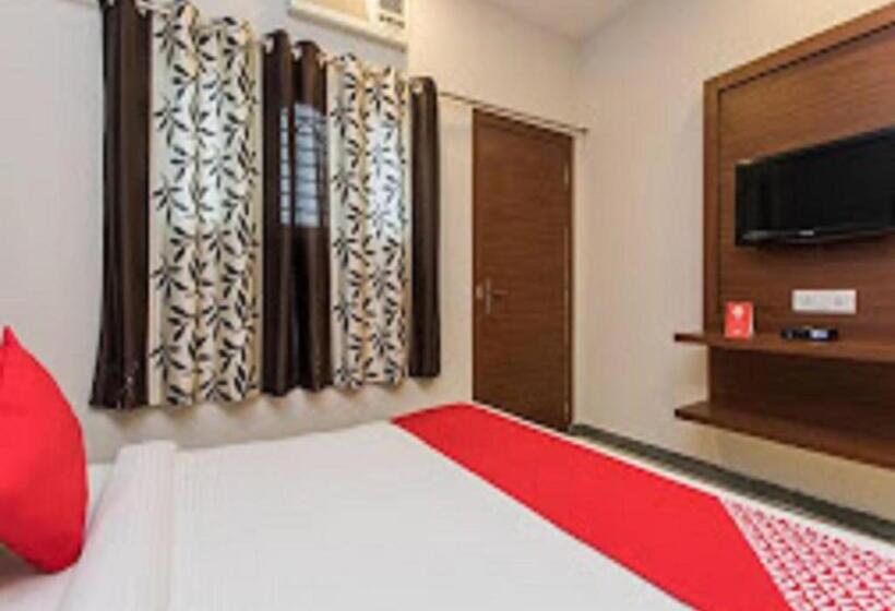 Номер Deluxe, Mahalaxmi   Ujjain