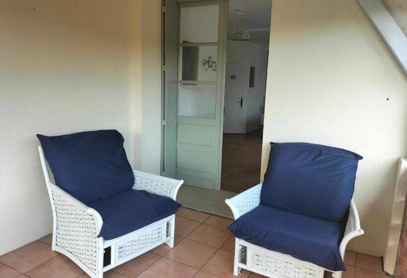 Номер Стандарт с Балконом, Chambres D Hôtes B&b   Mas Cinq Sols