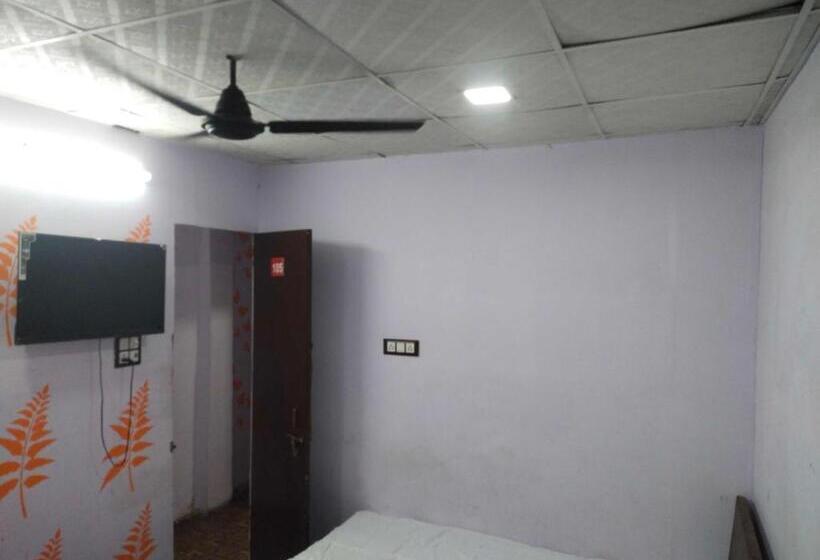 Quarto Triplo Clássico, Oyo Hotel Sun Shine