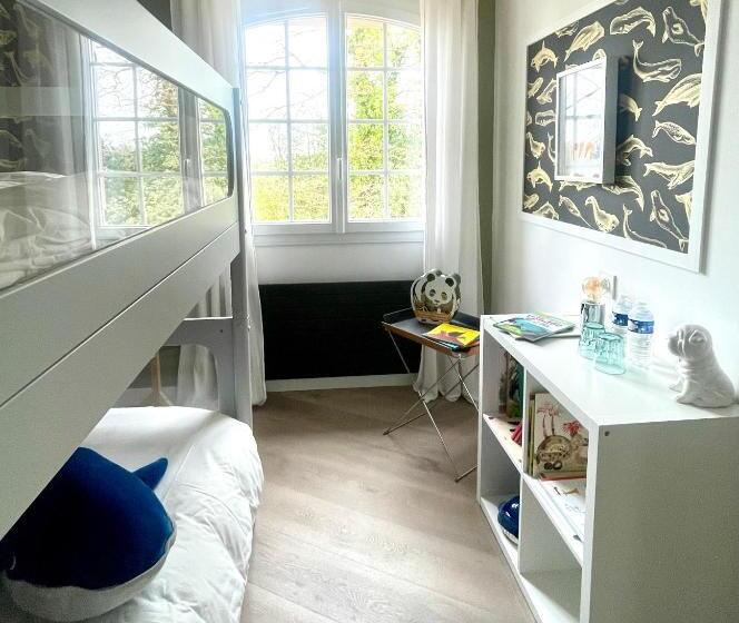 Family Suite, Les 15 Chenes Chambres D Hôtes, Parc Arboré De 5000 M2 à 20km Du Puydufou Une Suite Familiale Et 3 C