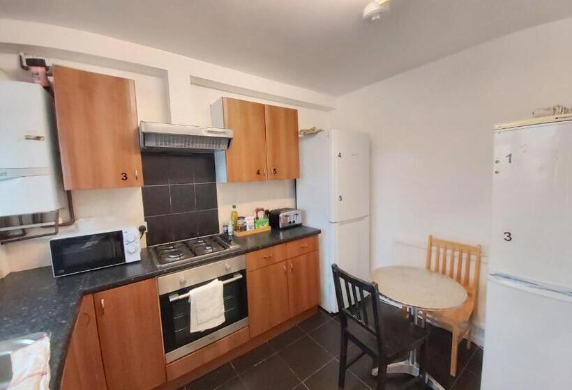 Номер Economy, London Oldbury House Rooms