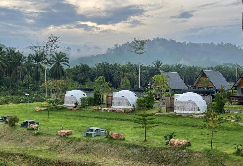 Quarto Estandar, Baanrimfai Homestay