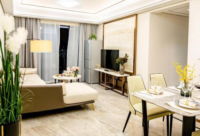 سوییت, Shengang Executive Apartment   Baoan International Airport Bihaiwan Subway Station