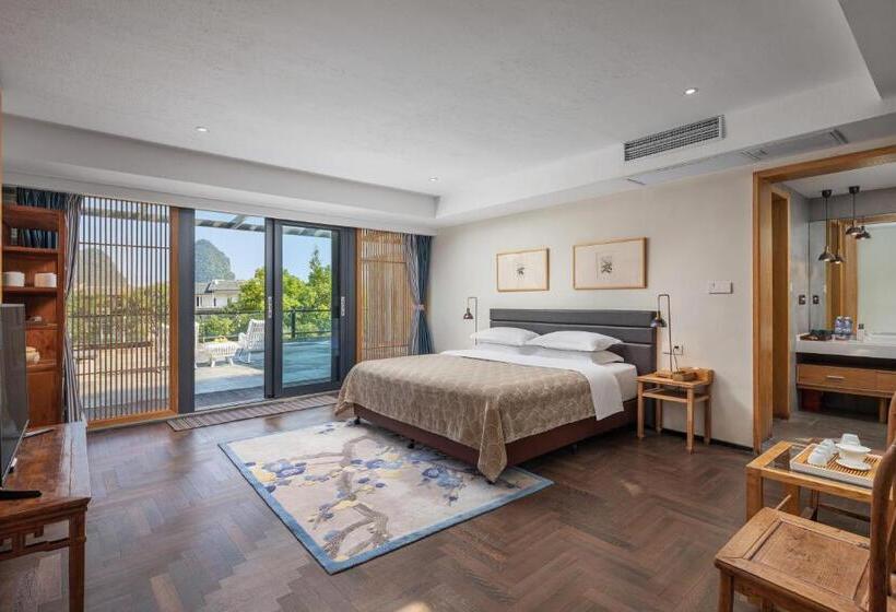 Люкс с Террасой, Guilin Heshe Lakeside Resort