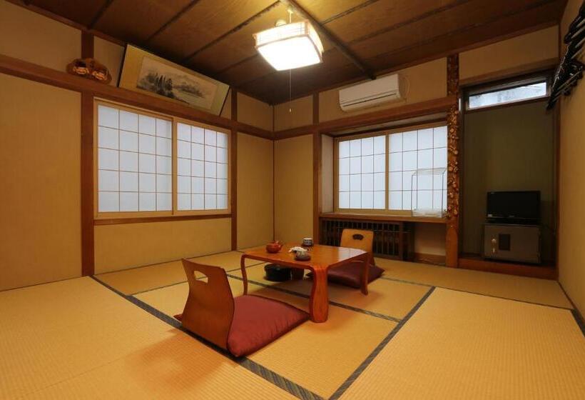 Четырехместный Номер Стандарт, Lodge Tsubaki