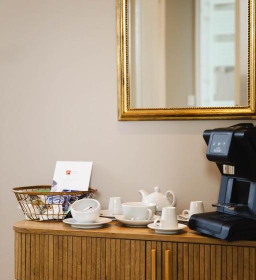 Номер Стандарт, Le Castel Cabourg Hôtel & Spa  Restaurant La Calypso