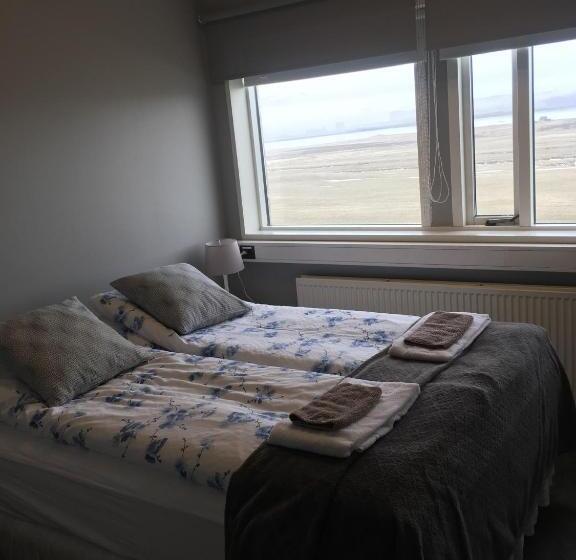 اتاق استاندارد, Guesthouse Reynir
