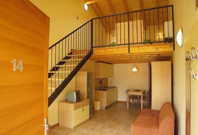 스탠다드 스튜디오, Residence Le Motte