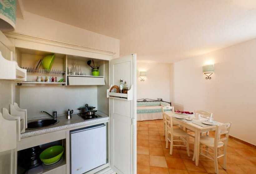 Студия Стандарт, Residence With Swimming Pool In Vignola Mare
