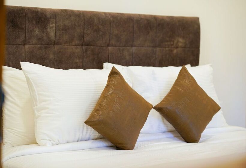 Номер Deluxe, Grand Plaza Inn