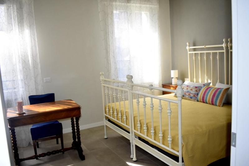 اتاق استاندارد سه نفره, Il Trovatore Rooms