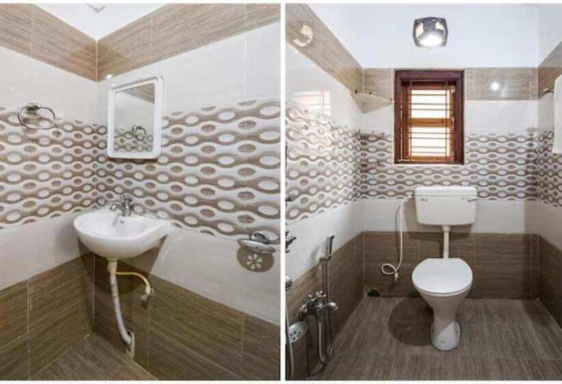 Habitació Deluxe Llit King, Mks Inn Near Care Hospital Bhubaneswar By Morservices