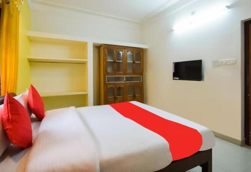 Habitació Deluxe Llit King, Mks Inn Near Care Hospital Bhubaneswar By Morservices