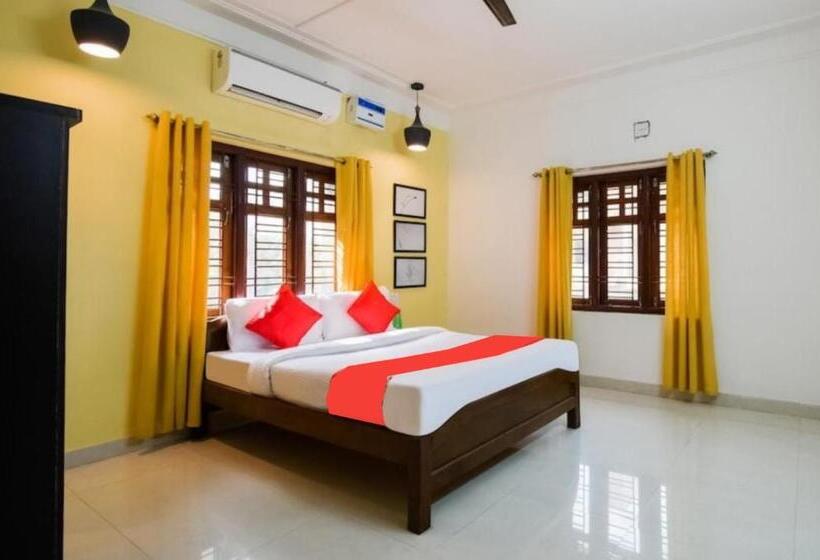 Habitació Estàndard Llit King, Mks Inn Near Care Hospital Bhubaneswar By Morservices
