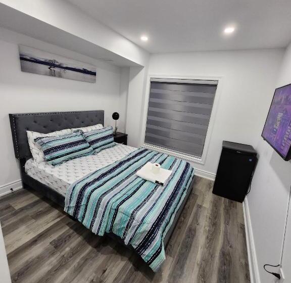 디럭스 룸, New Modern Cozy Room In Innisfil