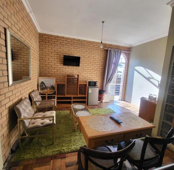 اتاق استاندارد با بالکن, The Signature Venue And Guesthouse
