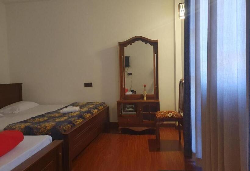 اتاق استاندارد چهار تخته, Barrow Villa