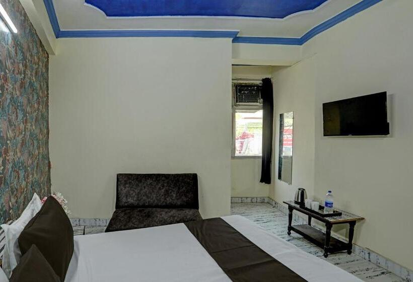 Трехместный Номер Классика, Oyo Flagship Hotel Rajendra Palace
