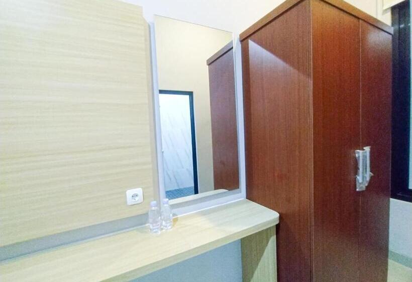 Номер Стандарт, Reddoorz Syariah Near Alun Alun Tegal 2